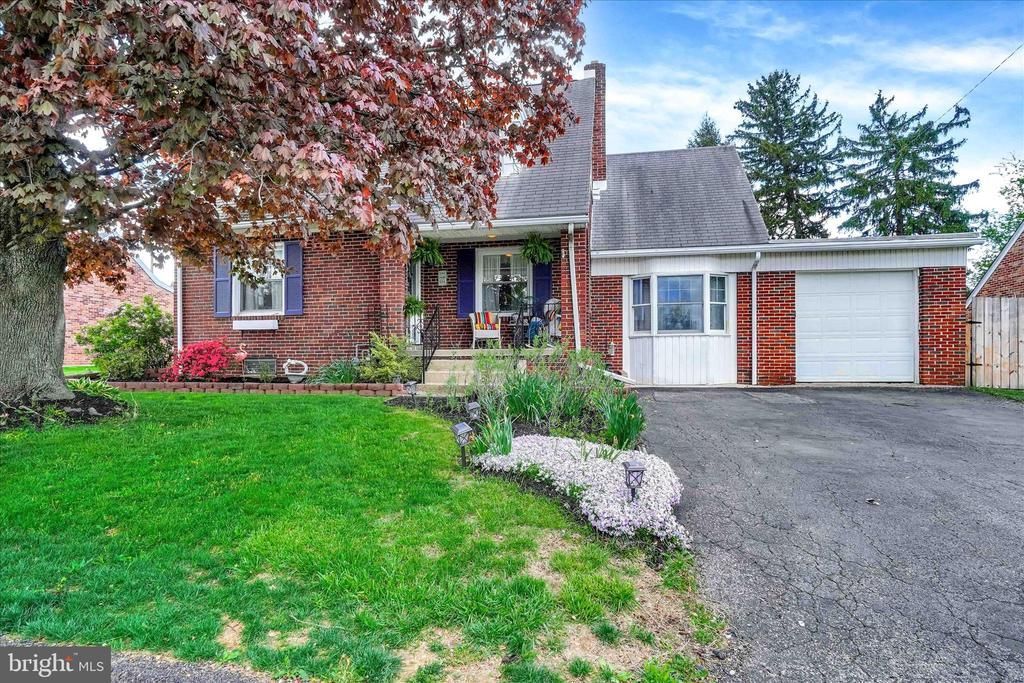 840 CLEARMOUNT ROAD, YORK, PA 17403