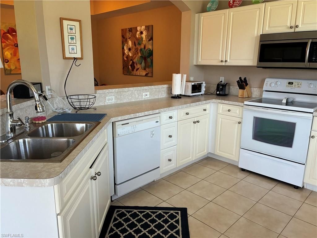 10520 Amiata Way , Unit 205, Fort Myers, FL 33913 Photo