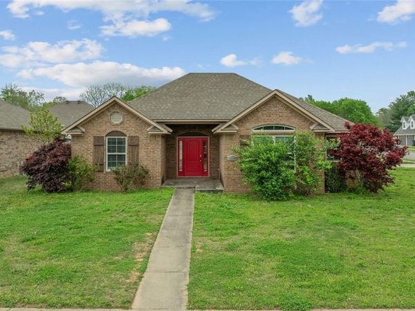 4657 Cory Street , Springdale, AR 72762