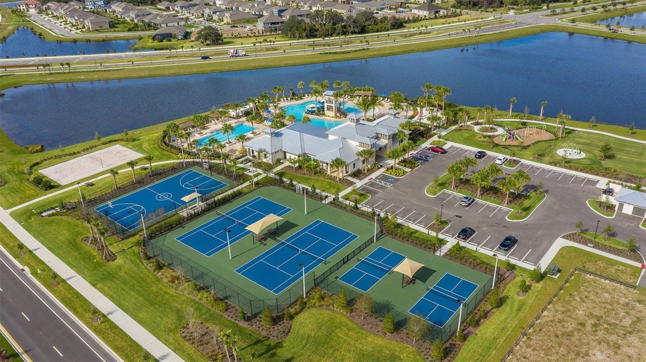 5139 Spring Maiden Circle, Apollo Beach, FL 33572 Photo