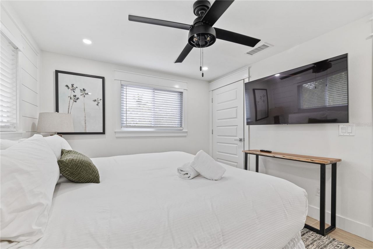 228 Gladiolus Street, Anna Maria, FL 34216 Photo