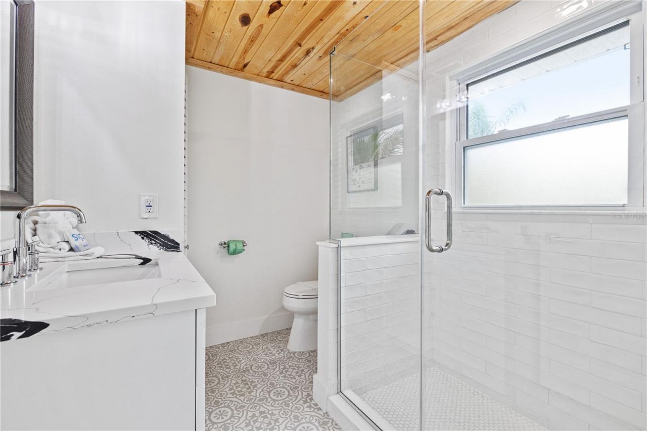 228 Gladiolus Street, Anna Maria, FL 34216 Photo