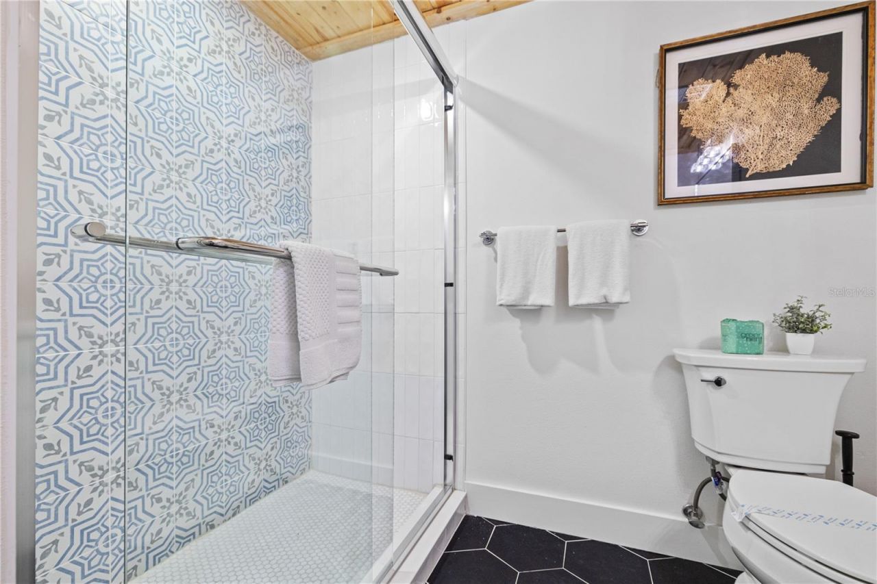 228 Gladiolus Street, Anna Maria, FL 34216 Photo