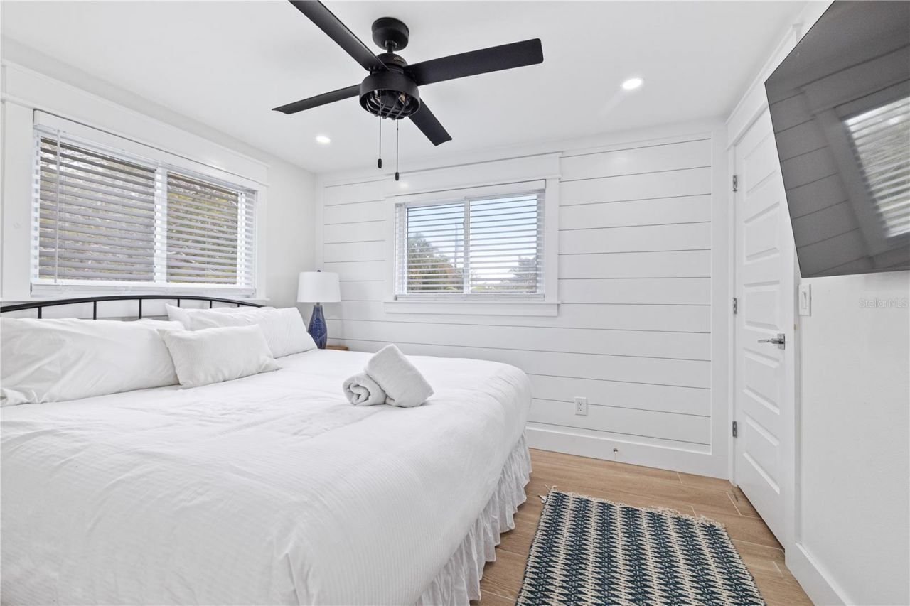 228 Gladiolus Street, Anna Maria, FL 34216 Photo