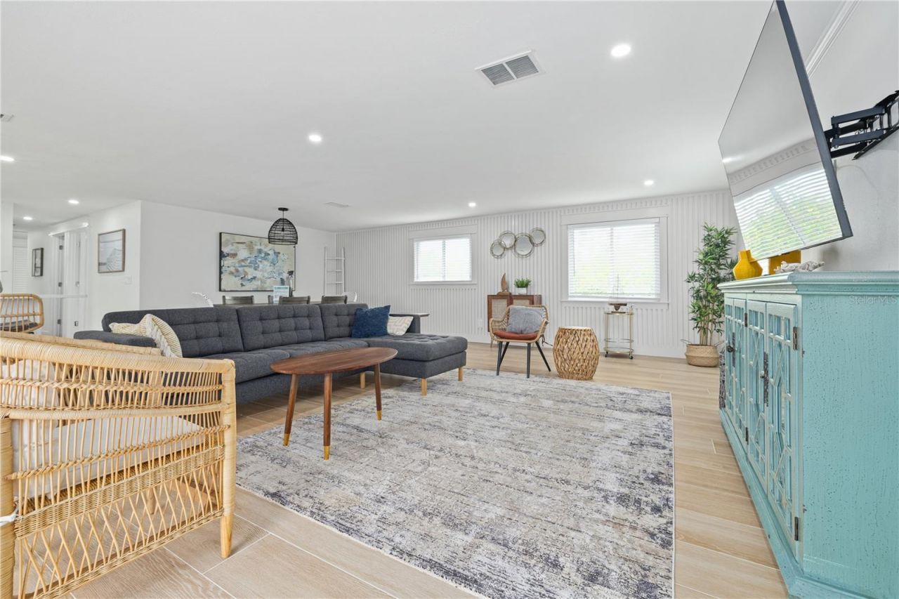 228 Gladiolus Street, Anna Maria, FL 34216 Photo