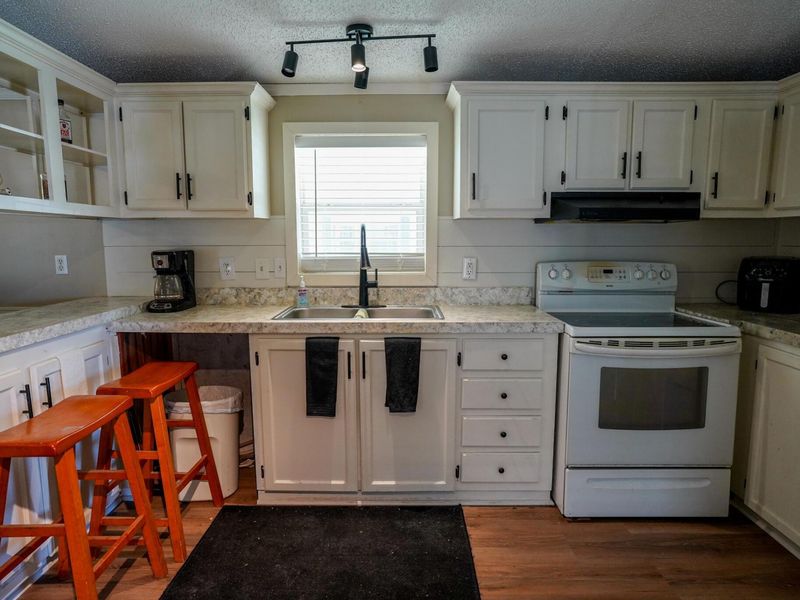 733 Youn-Kin Parkway S, Columbus, OH 43207 Photo 14