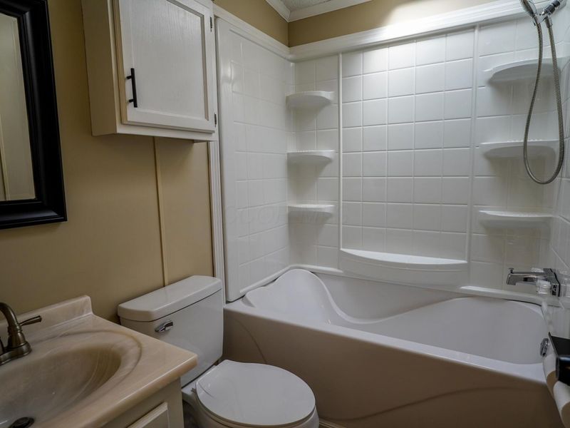 733 Youn-Kin Parkway S, Columbus, OH 43207 Photo 22