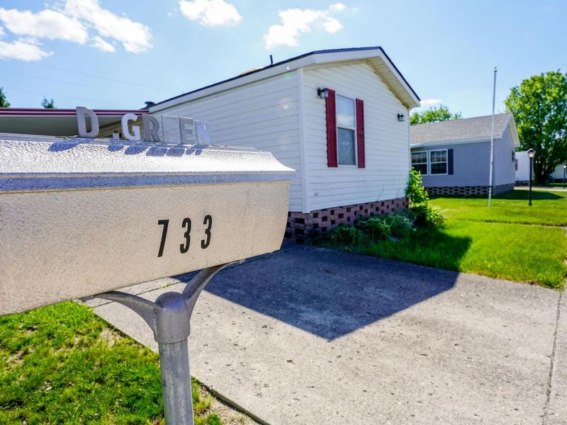 733 Youn-Kin Parkway S, Columbus, OH 43207 Photo 3