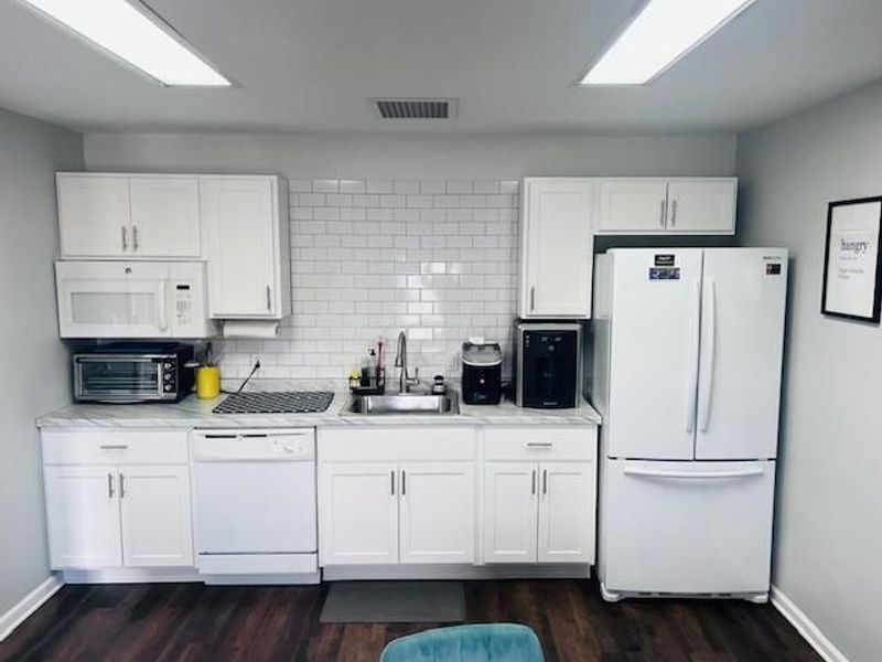 786 Northwest Boulevard , Columbus, OH 43212 Photo 12