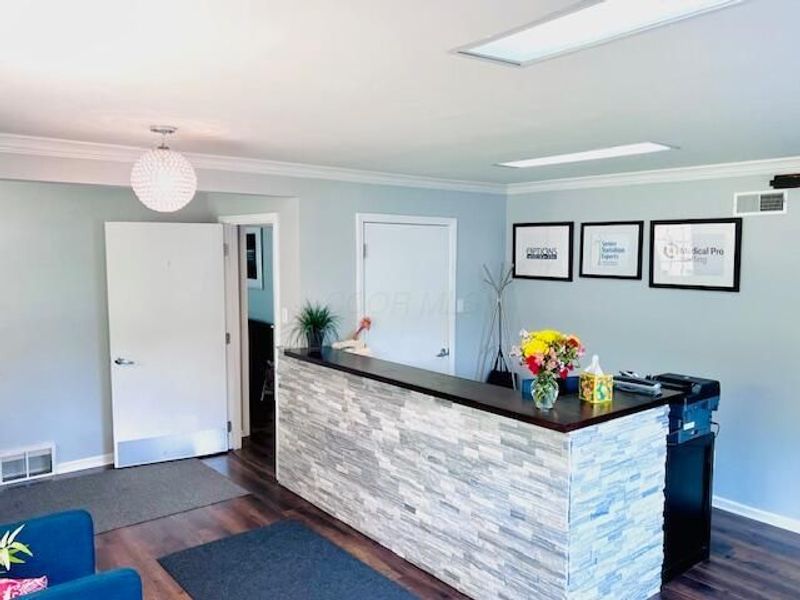 786 Northwest Boulevard , Columbus, OH 43212 Photo 2