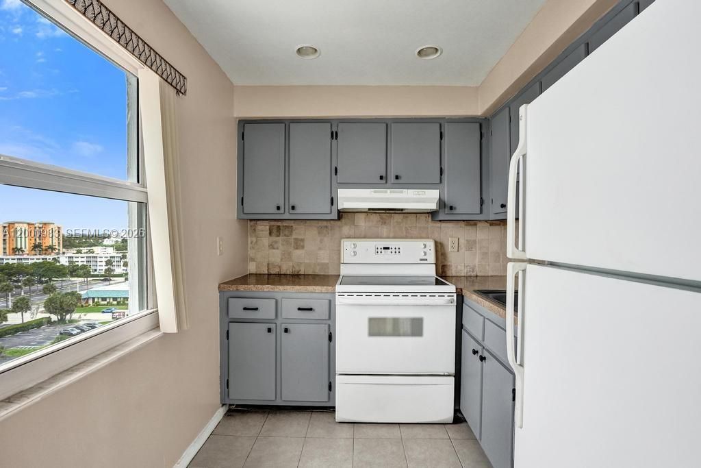 710 N Ocean Blvd , Unit 812, Pompano Beach, FL 33062 Photo