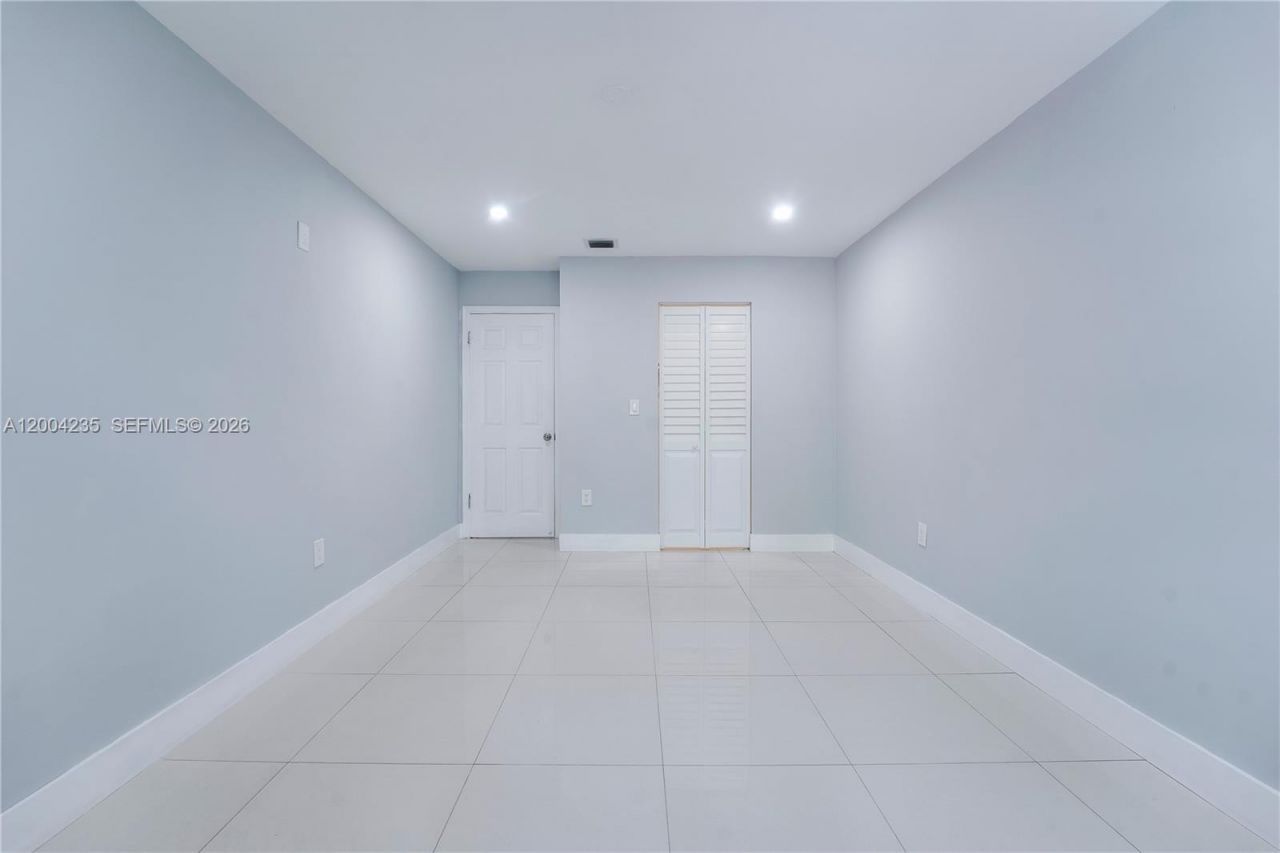 5222 SW 139th Pl, Miami, FL 33175 Photo