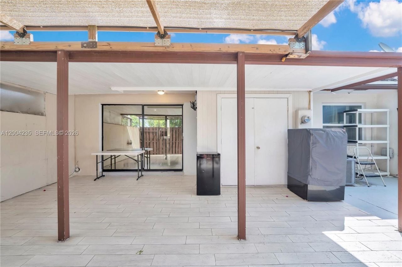 5222 SW 139th Pl, Miami, FL 33175 Photo