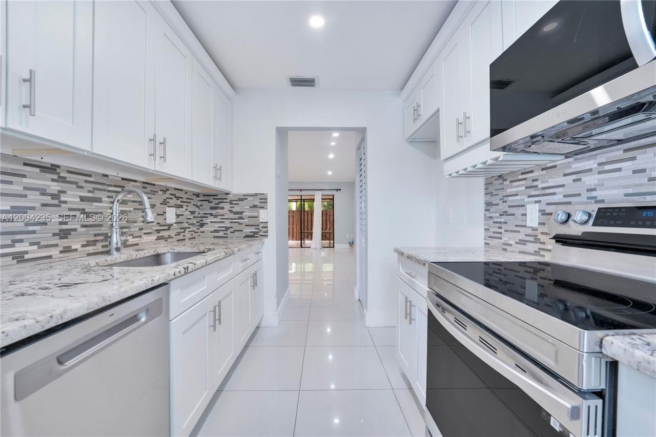 5222 SW 139th Pl, Miami, FL 33175 Photo