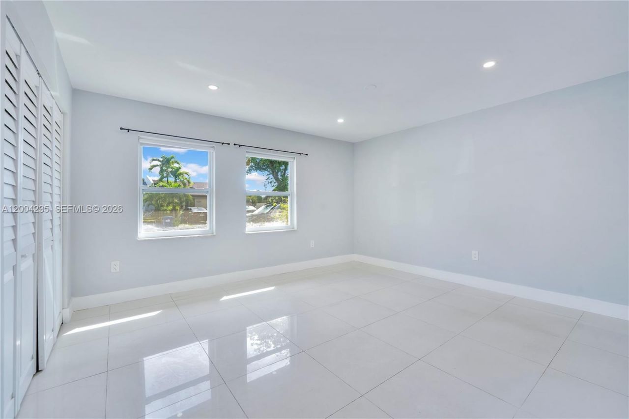 5222 SW 139th Pl, Miami, FL 33175 Photo