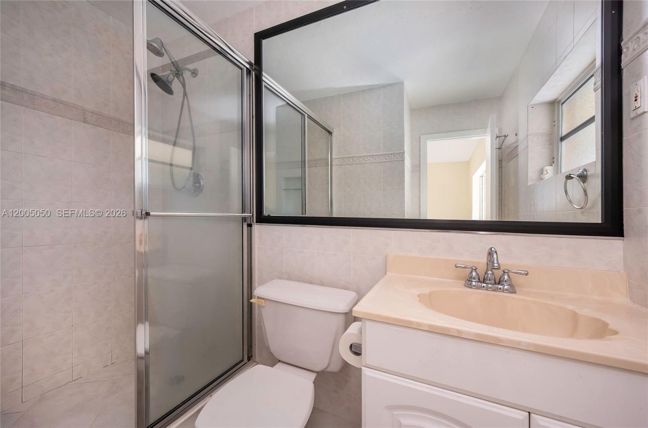 9411 SW 185th Ter, Cutler Bay, FL 33157 Photo