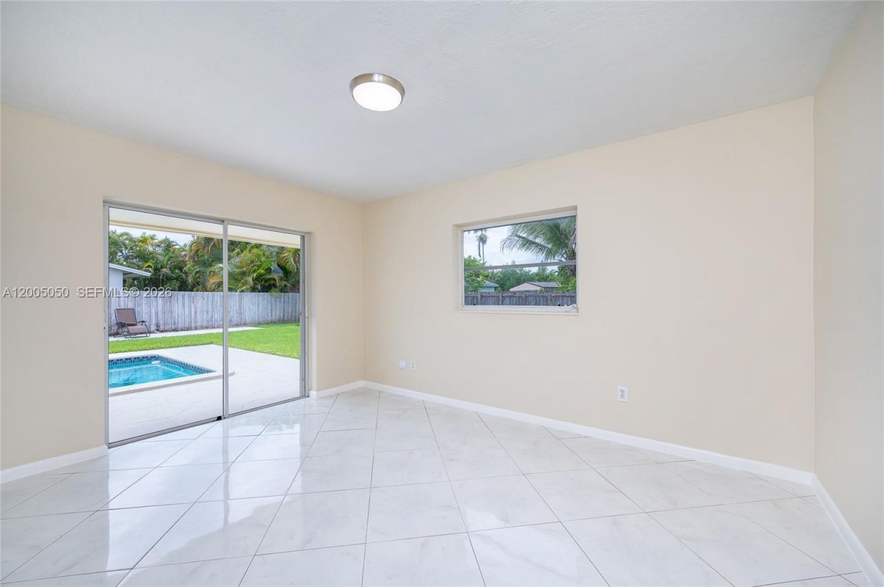 9411 SW 185th Ter, Cutler Bay, FL 33157 Photo