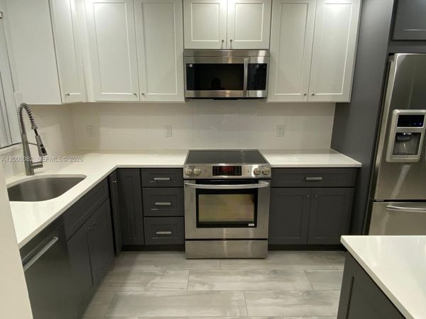 660 Tennis Club Dr , Unit 205, Fort Lauderdale, FL 33311