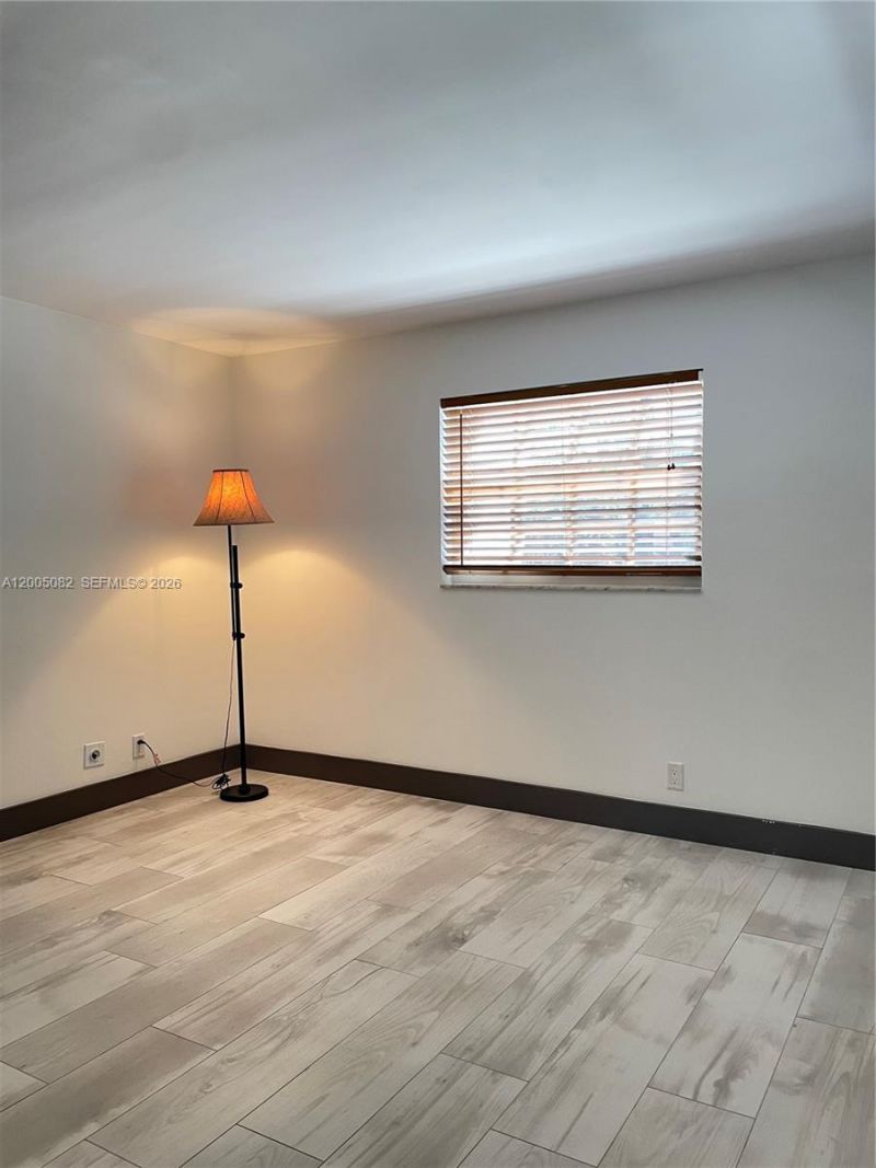 660 Tennis Club Dr, Unit 205, Fort Lauderdale, FL 33311 Photo