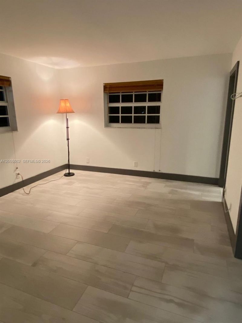 660 Tennis Club Dr, Unit 205, Fort Lauderdale, FL 33311 Photo