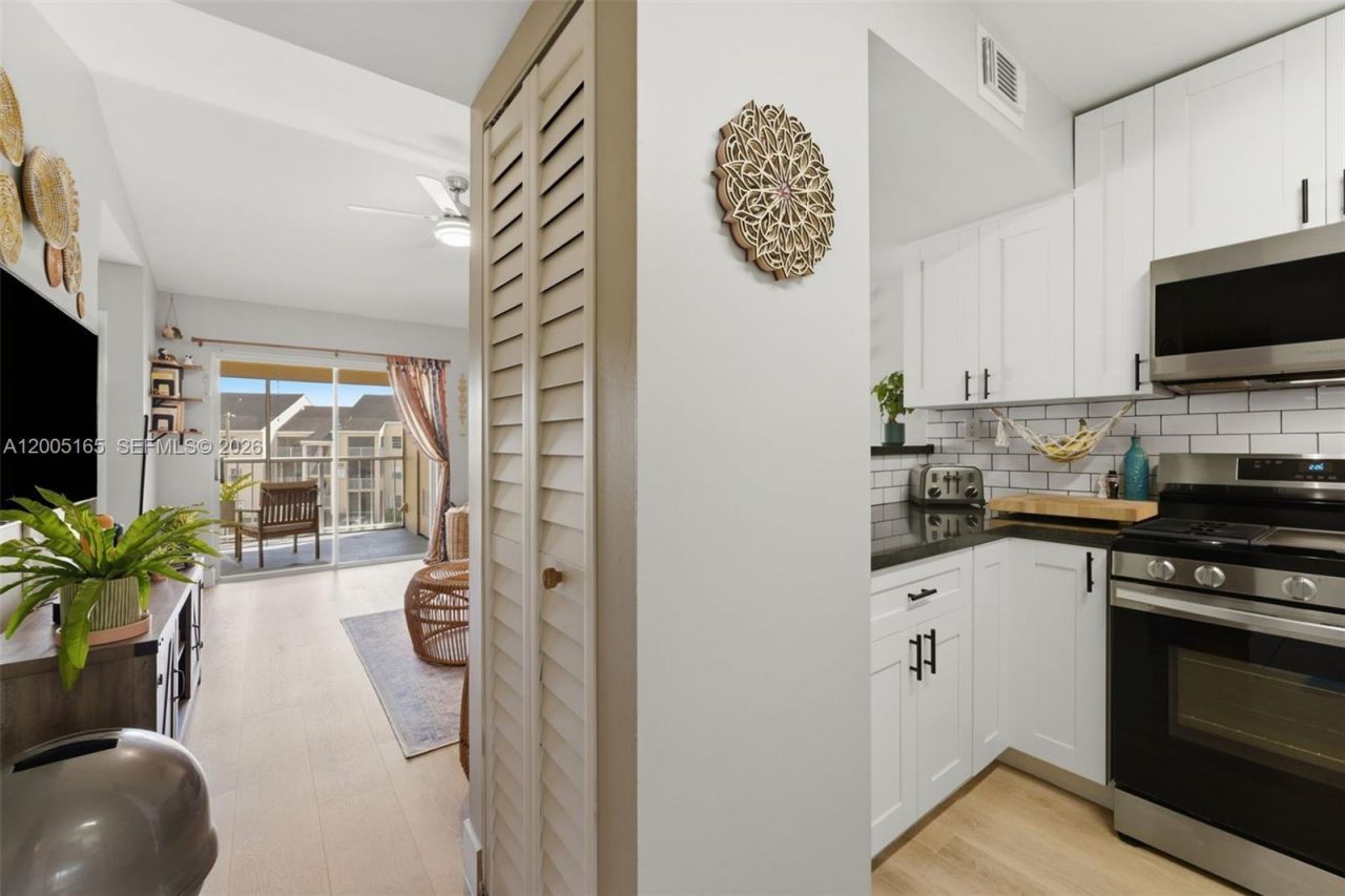 15325 SW 106th Ter , Unit 627, Miami, FL 33196 Photo