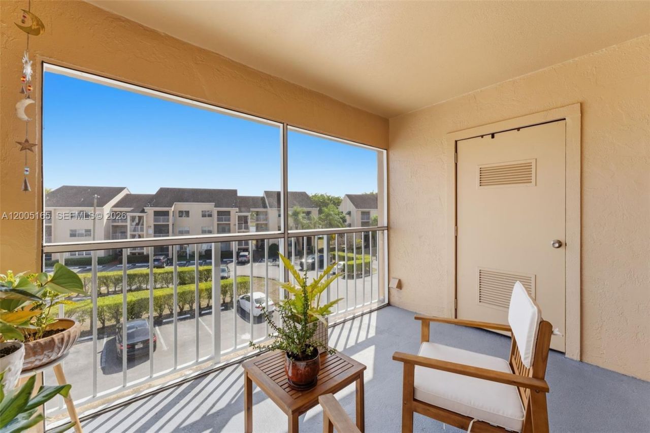 15325 SW 106th Ter , Unit 627, Miami, FL 33196 Photo