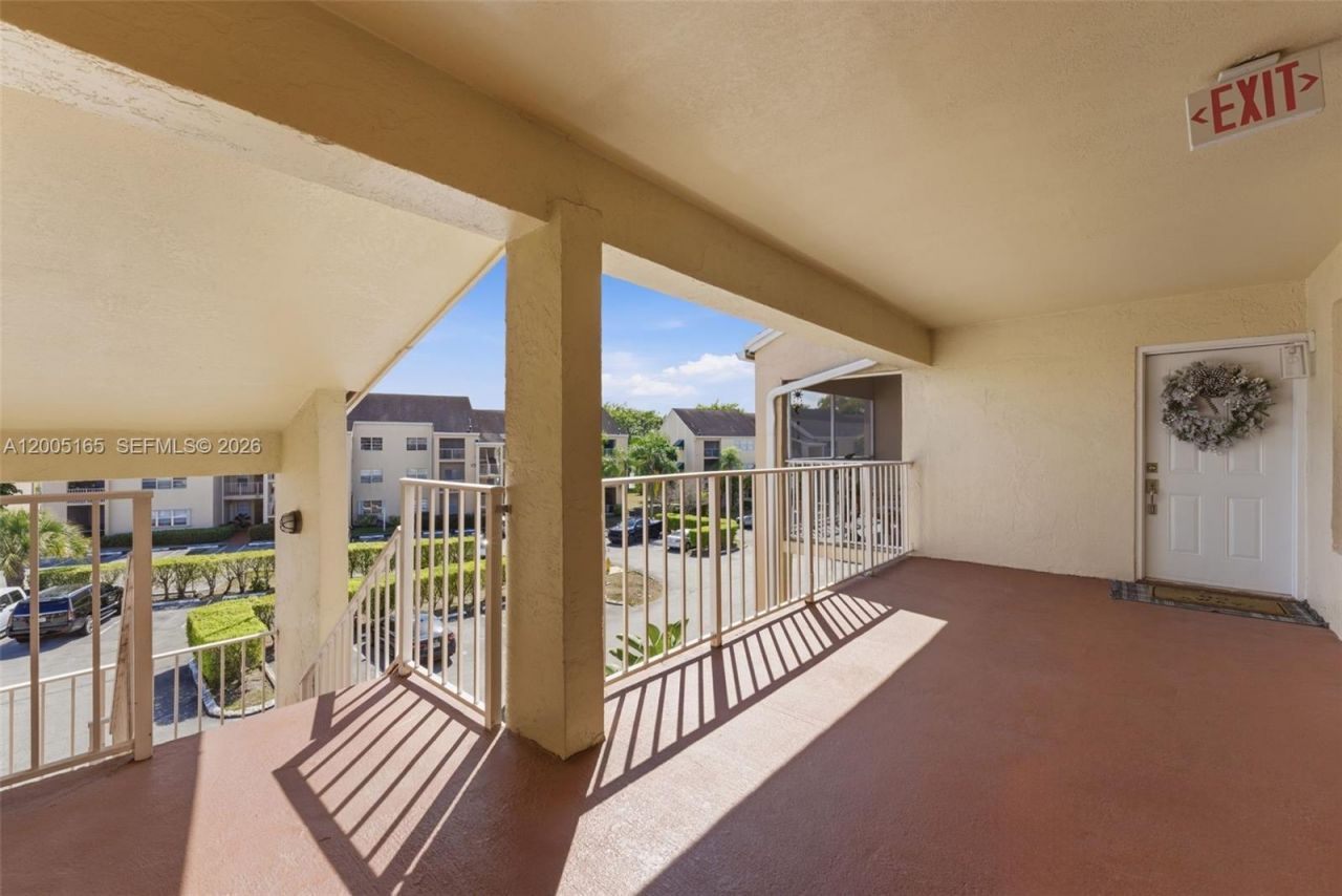 15325 SW 106th Ter , Unit 627, Miami, FL 33196 Photo