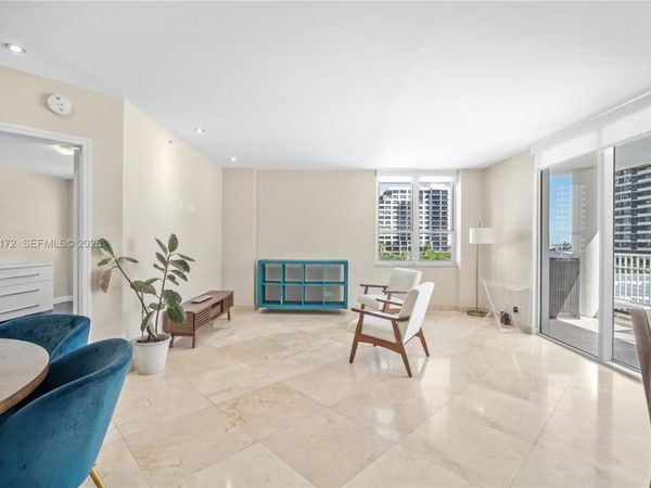 701 Brickell Key Blvd, Unit 710, Miami, FL 33131