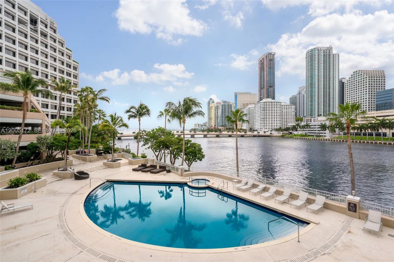 701 Brickell Key Blvd, Unit 710, Miami, FL 33131 Photo