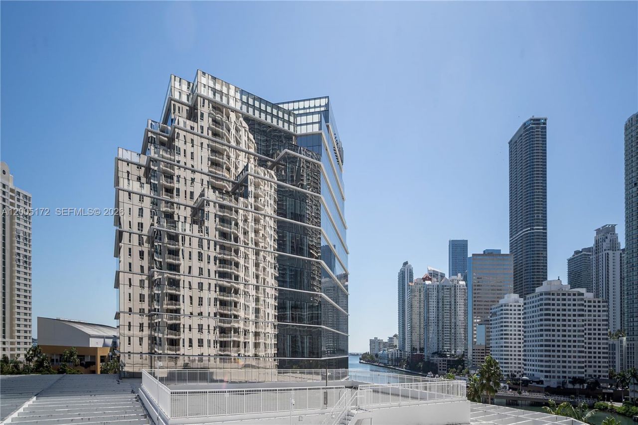 701 Brickell Key Blvd, Unit 710, Miami, FL 33131 Photo