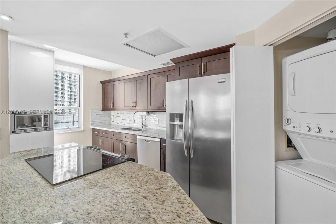 701 Brickell Key Blvd, Unit 710, Miami, FL 33131 Photo