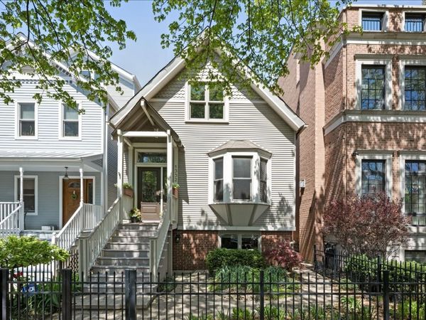 1332 W School Street , Chicago, IL 60657