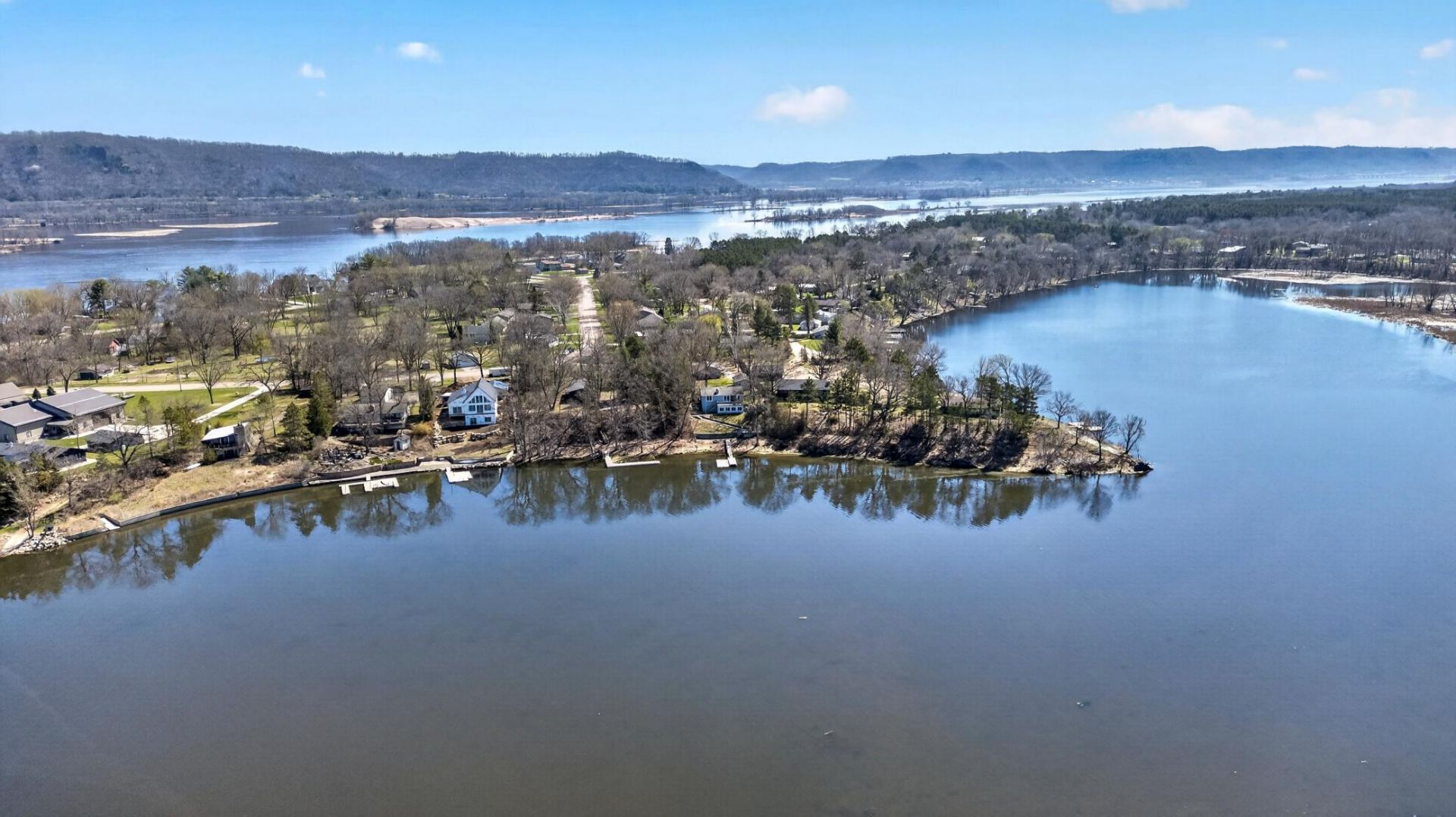 15658 680th Street , Wabasha, MN 55981