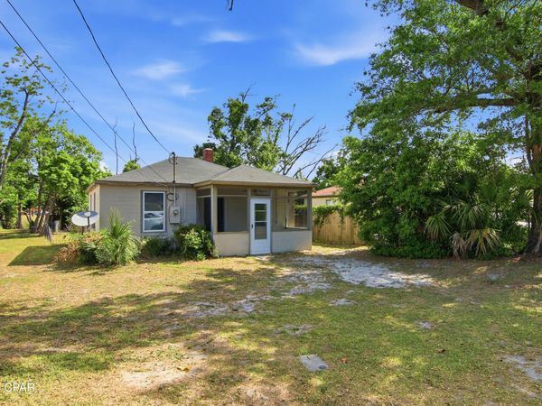 1324 Lincoln Drive , Panama City, FL 32401