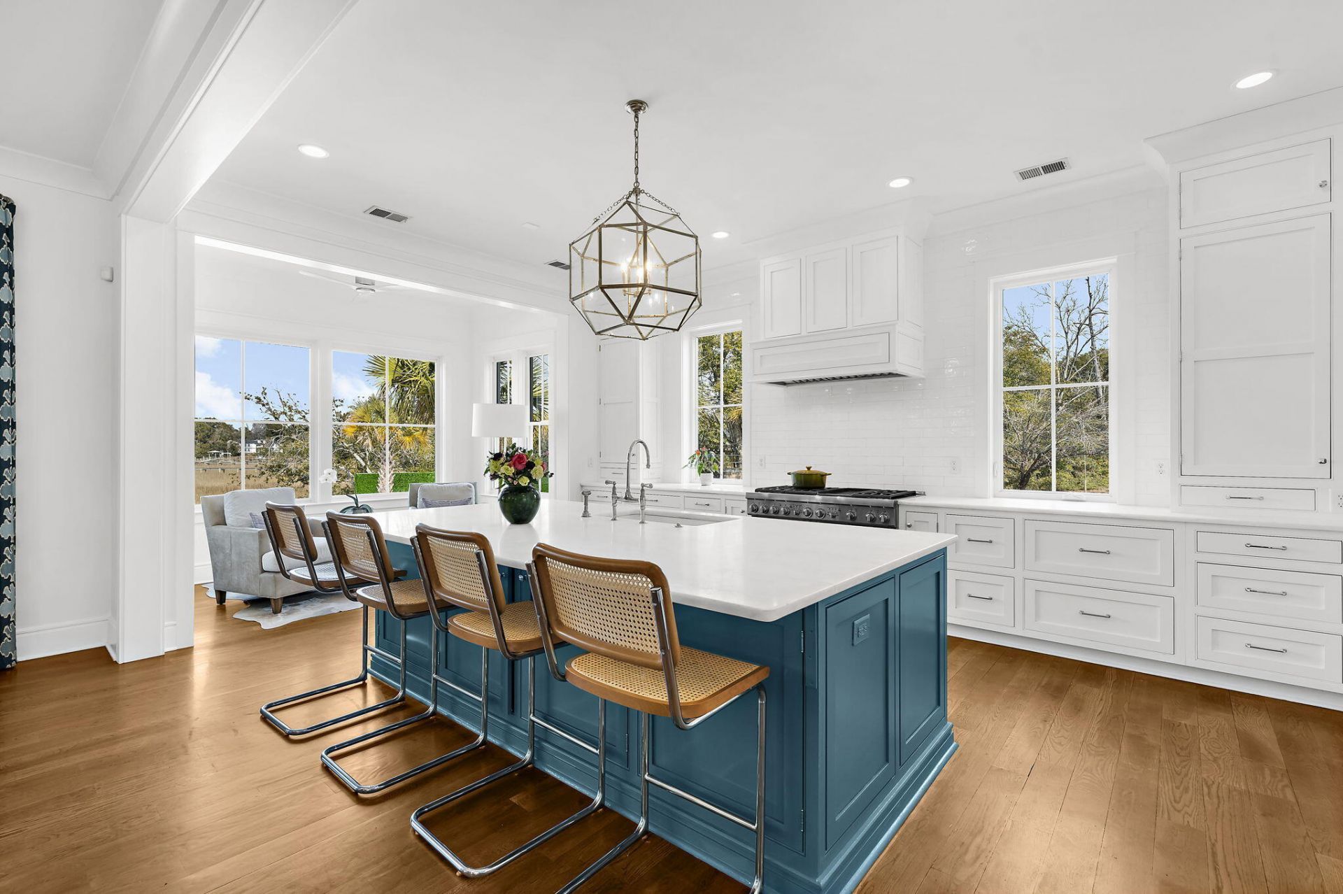 1064 N Shem Drive Photo 16