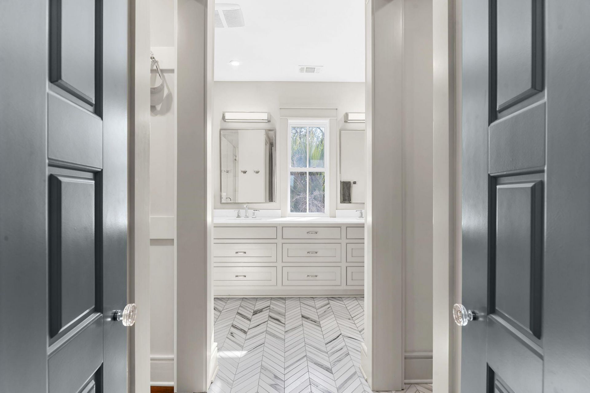 1064 N Shem Drive Photo 42