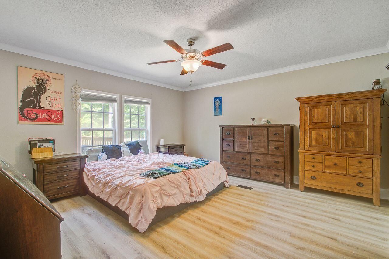 105 Chinners Lane Photo 10