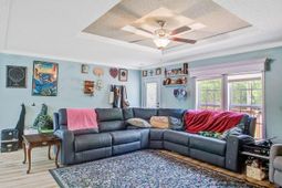 105 Chinners Lane photo 4