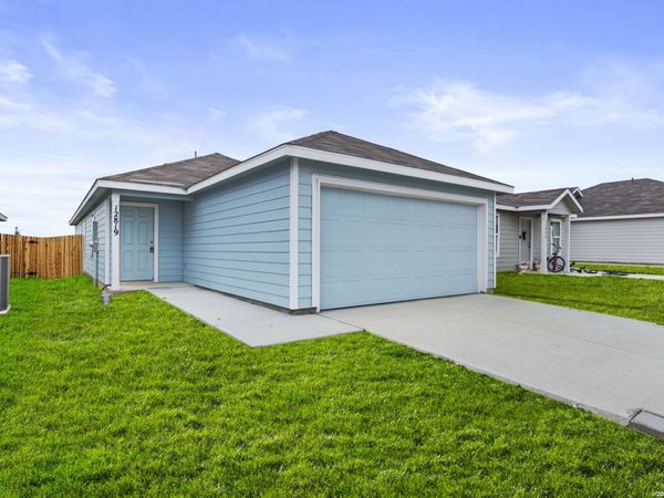 12819 KATHLEEN ST, St Hedwig, TX 78152