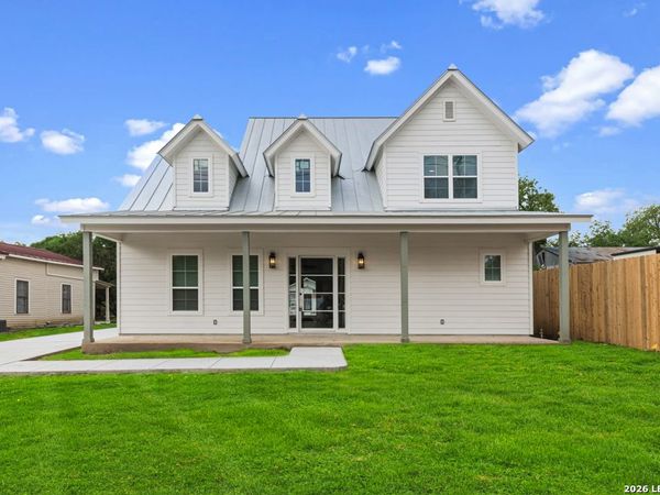 158 S ACADEMY AVE, New Braunfels, TX 78130