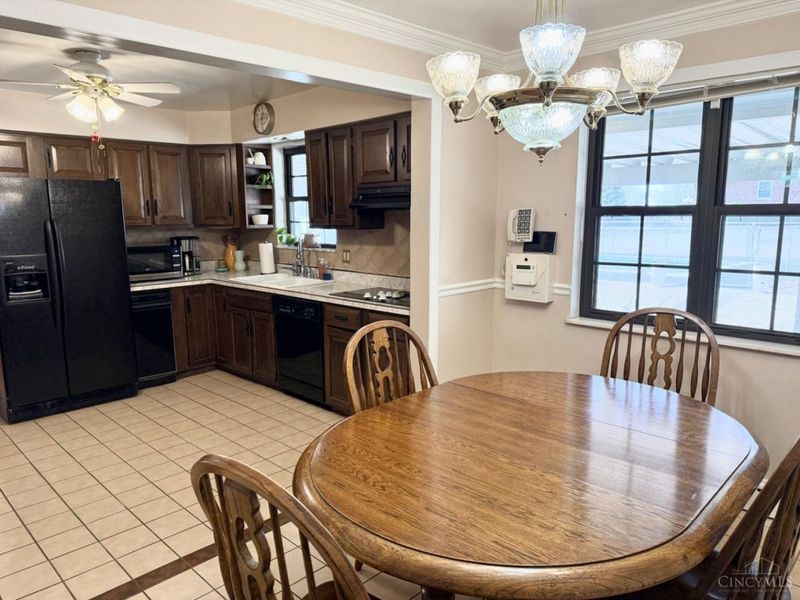 4911 North Bend Road, Green Township, OH 45211 Photo 6