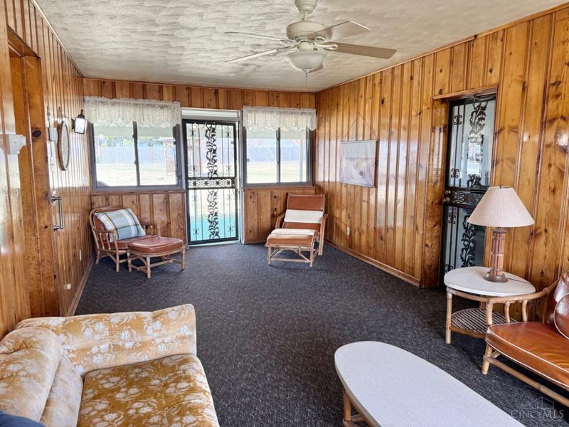 4911 North Bend Road, Green Township, OH 45211 Photo 9