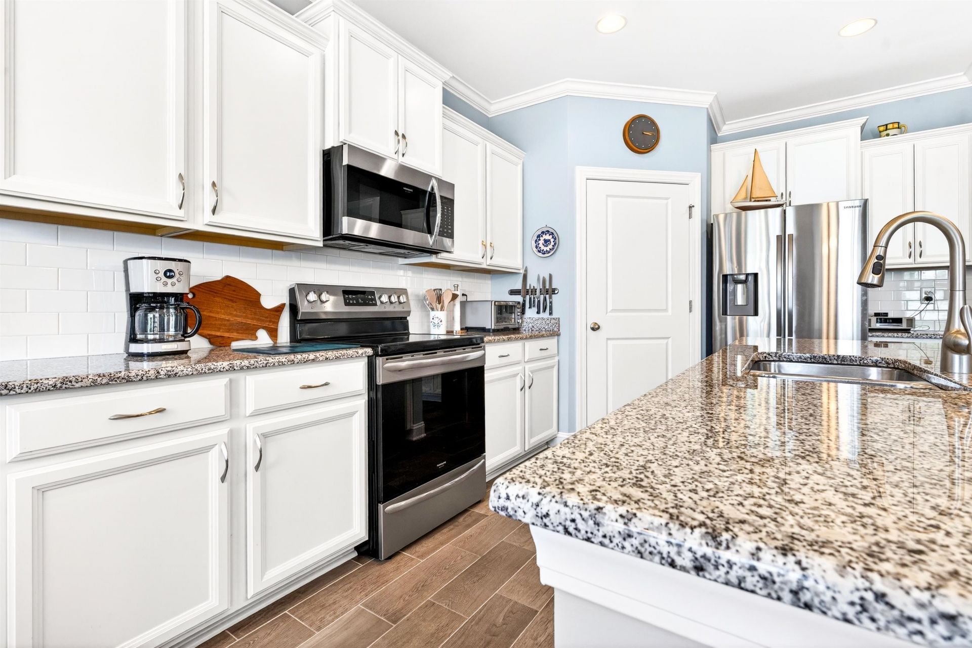 385 Castaway Key Dr.  Photo 11