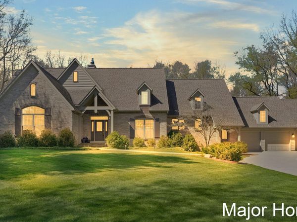 6163 Taylors Grove, Richland, MI 49083