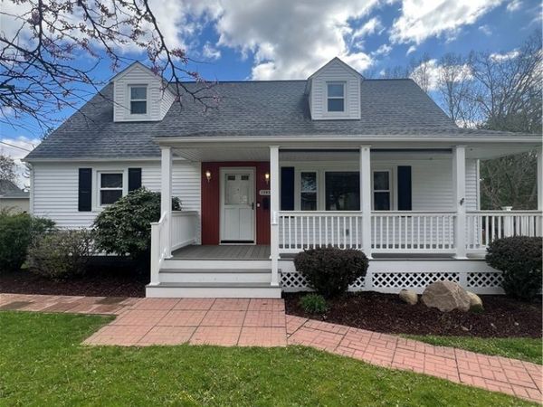 1945 Chatam Street, Cuyahoga Falls, OH 44221