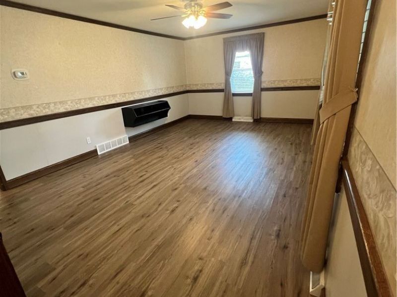 1945 Chatam Street, Cuyahoga Falls, OH 44221 Photo 3