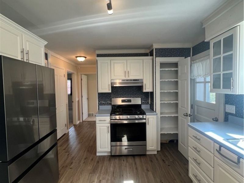 1945 Chatam Street, Cuyahoga Falls, OH 44221 Photo 6