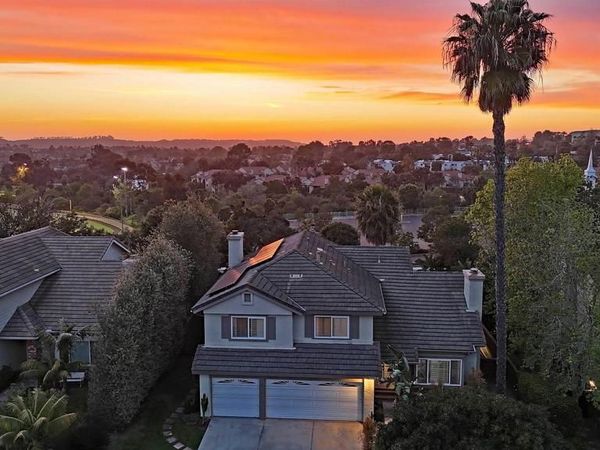 3520 Sitio Baya, Carlsbad, CA 92009