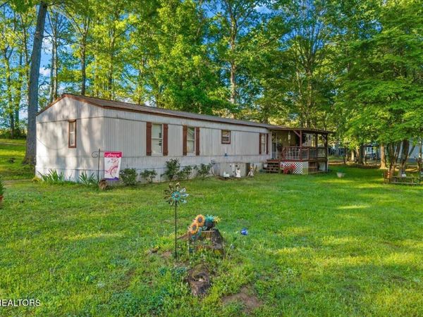 526 Forkners Chapel Rd, Sweetwater, TN 37874