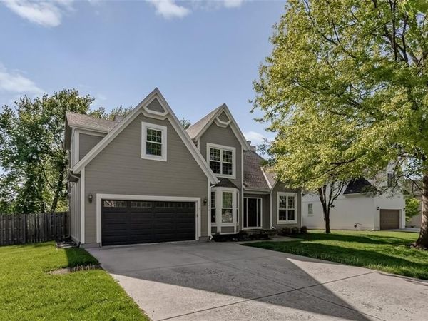 15216 Woodson Street, Overland Park, KS 66223